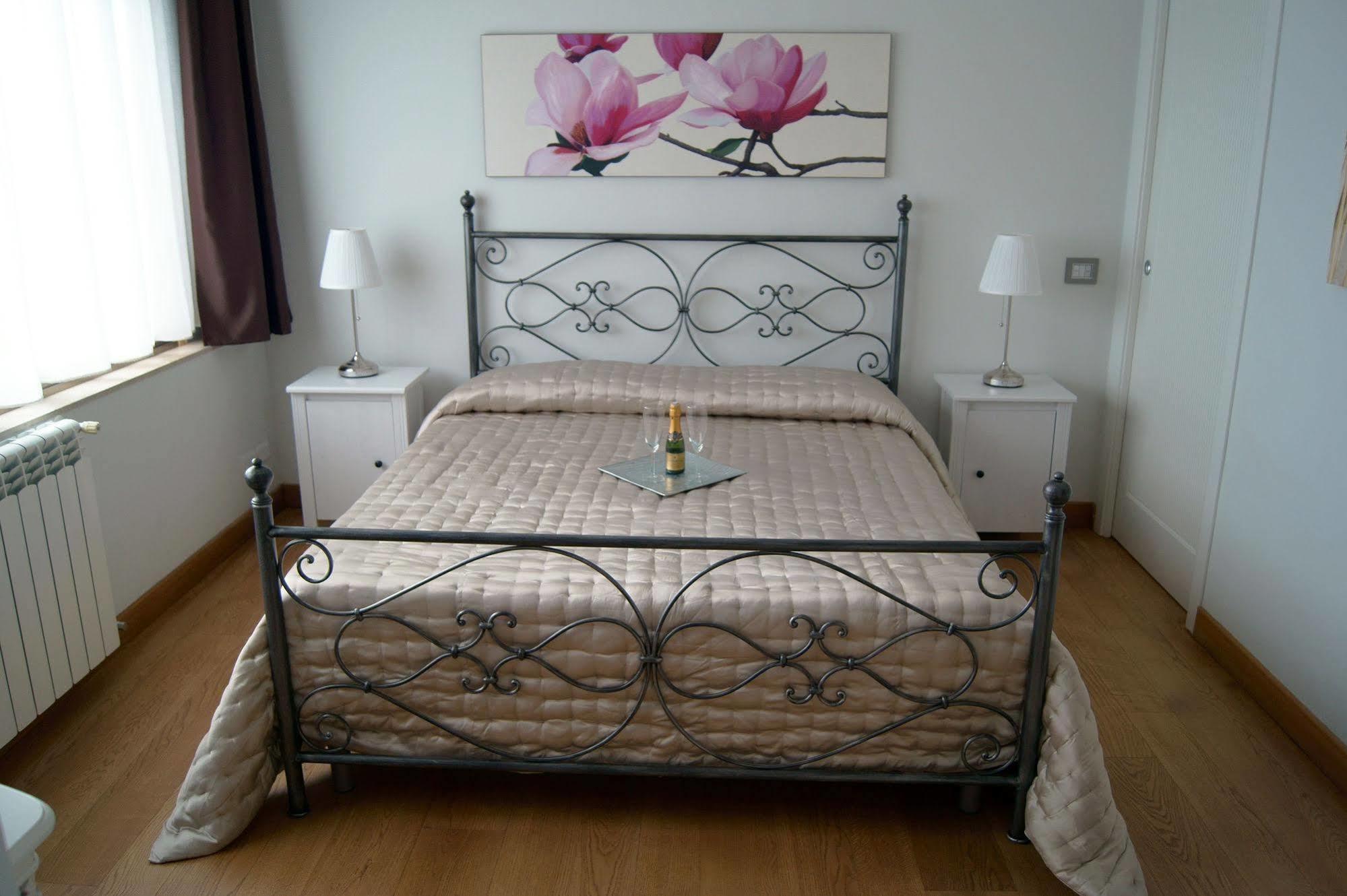 Baia Di Ognina Bed & Breakfast Catania Luaran gambar
